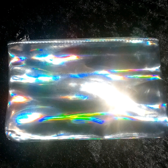 Iridescent ipsy bag - Picture 1 of 1